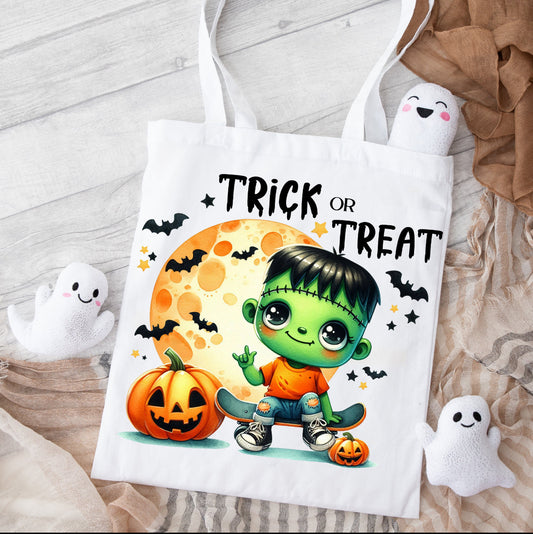 Trick or Treat bag Green Personalised